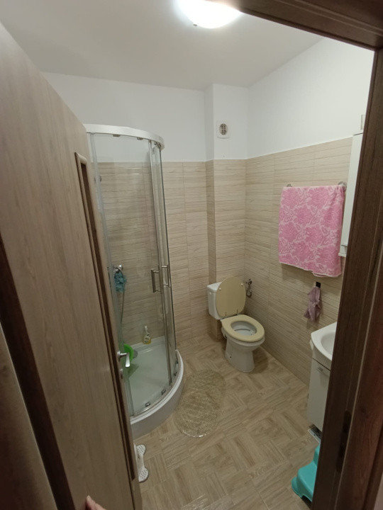 Oportunitate! Vânzare apartament cu 3 camere, 67 mp., Florești