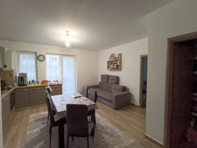 Oportunitate! Vânzare apartament cu 3 camere, 67 mp., Florești