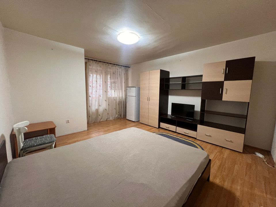 Garsoniera semidecomandata, 30.92 mp, Brazda lui Novac, zona Baba Novac