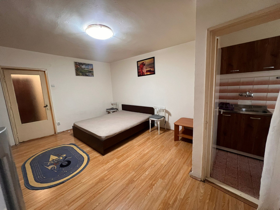 Garsoniera semidecomandata, 30.92 mp, Brazda lui Novac, zona Baba Novac