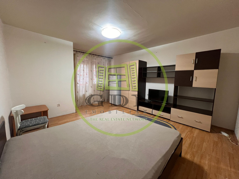 Garsoniera semidecomandata, 30.92 mp, Brazda lui Novac, zona Baba Novac