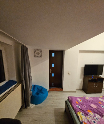 Apartament la casă