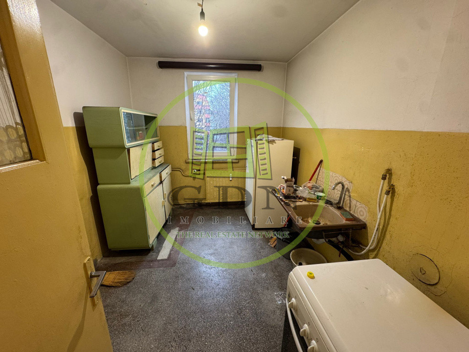 Apartament 2 camere, semidecomandat, 52mp, Calea Bucuresti,  Facultatea de Drept
