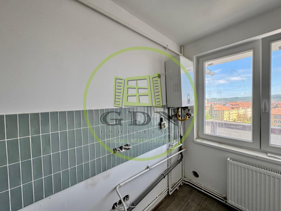 Apartament 3 camere- DECOAMNDAT- Zona Mihai Viteazu 