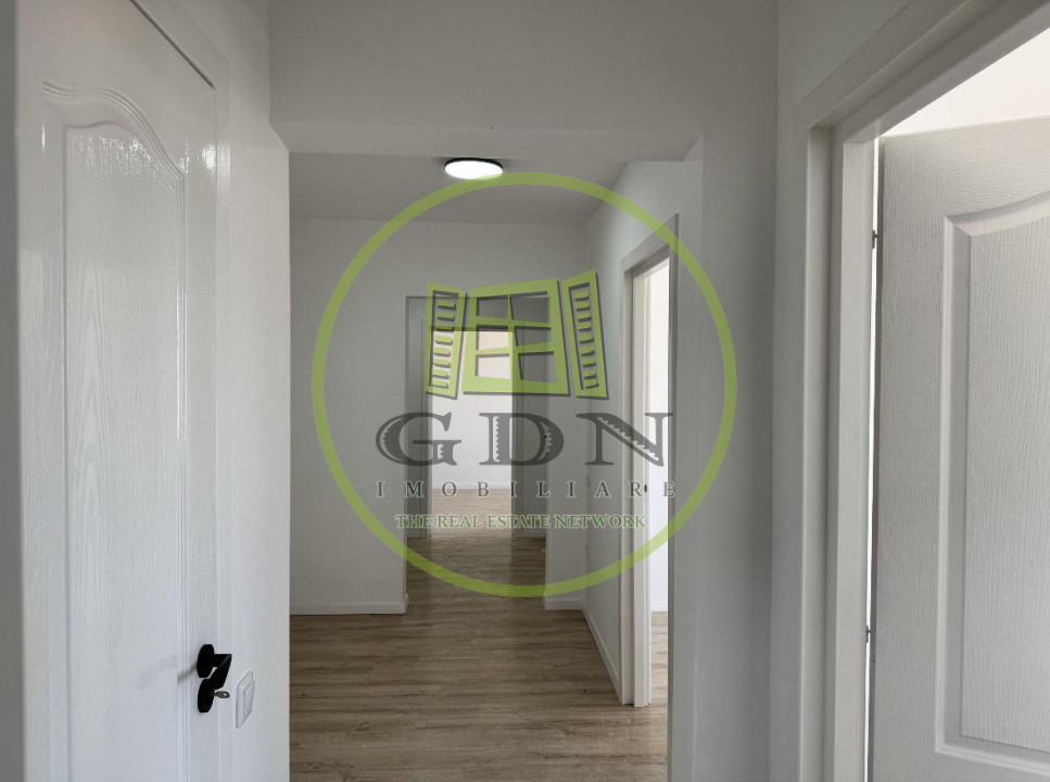 Apartament 3 camere- DECOAMNDAT- Zona Mihai Viteazu 