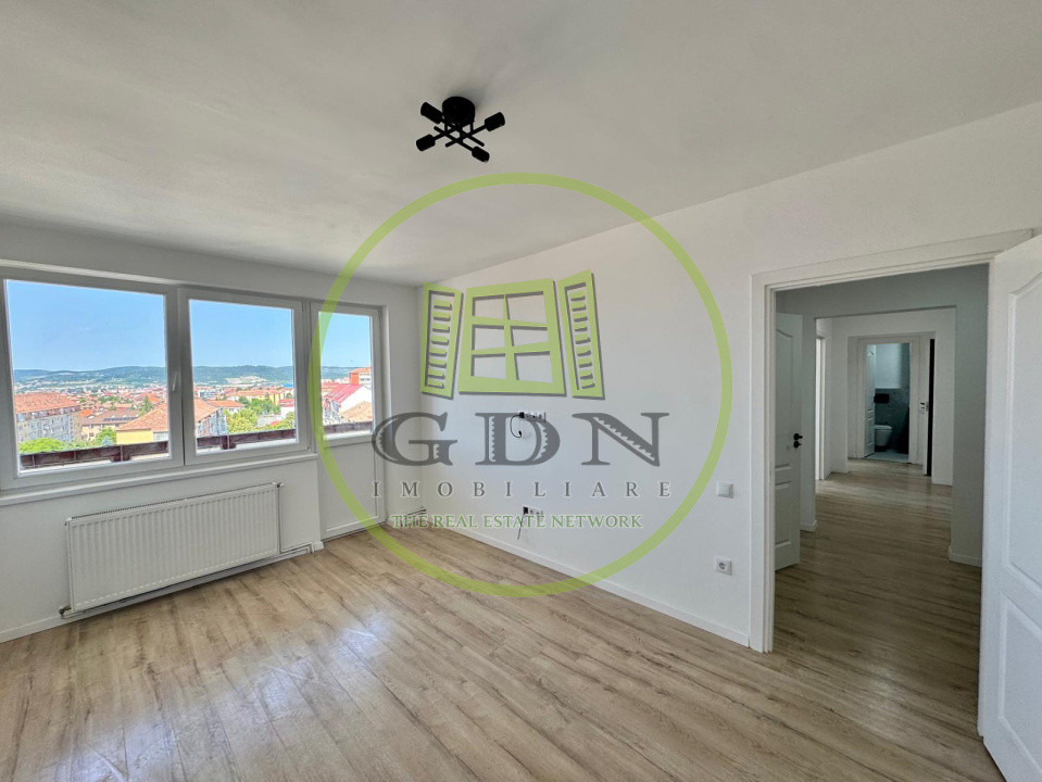 Apartament 3 camere- DECOAMNDAT- Zona Mihai Viteazu 