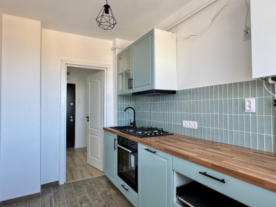 Apartament 3 camere- DECOAMNDAT- Zona Mihai Viteazu 