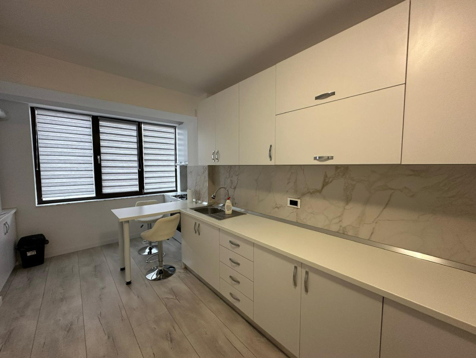 Apartament doua camere, 54mp, cartier George Enescu, zona Liceul de Chimie