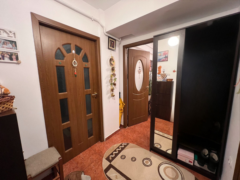 Garsoniera decomandata, 42.64 mp, Craiovita Noua, zona Promenada