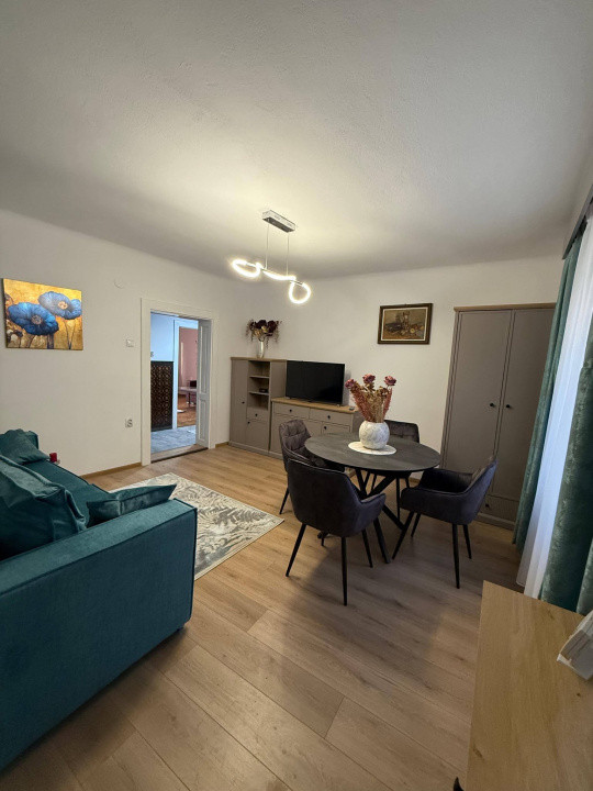 Apartaement la casa 90mp utili, spre inchiriere -Parcul Sub Aarini.