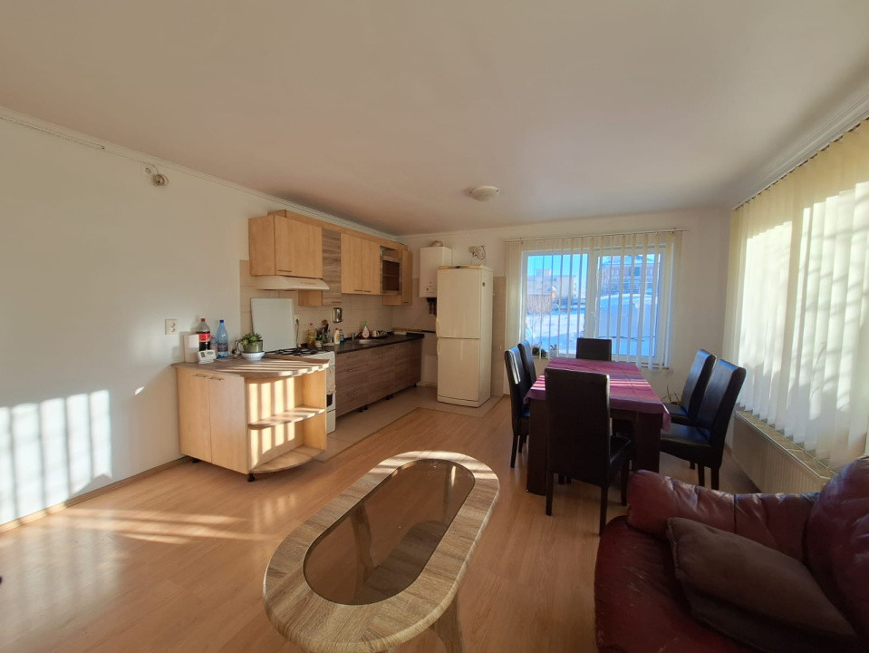 Ofertă de vânzare apart. cu 3 cam., 67 mp., car. Bună-Ziua