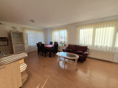 Ofertă de vânzare apart. cu 3 cam., 67 mp., car. Bună-Ziua