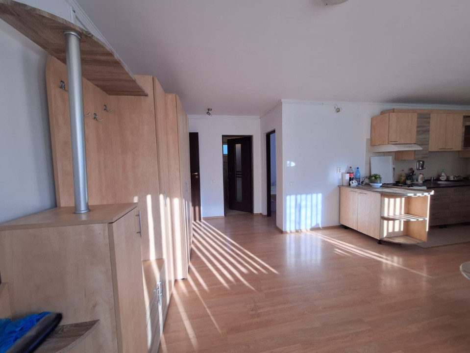 Ofertă de închiriere apart. cu 3 cam., 67 mp., car. Bună-Ziua