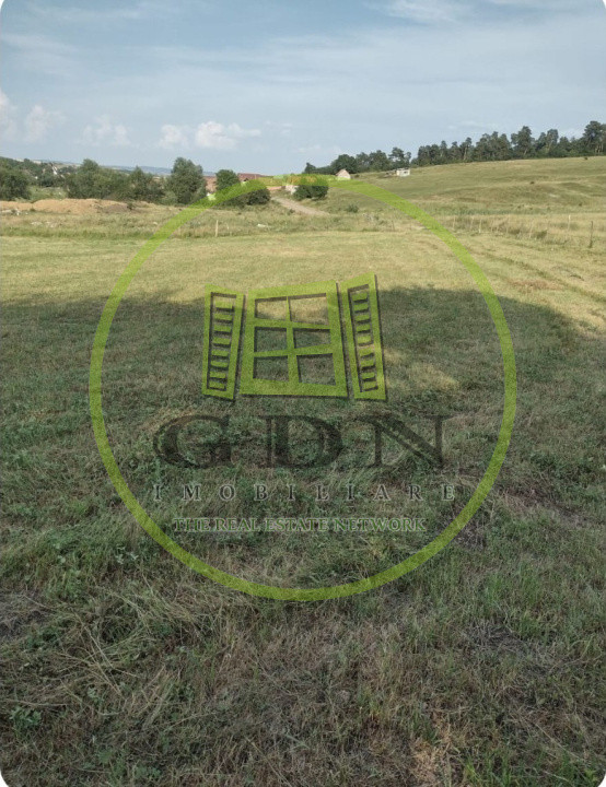 Teren extravilan 2000 mp,spre vanzare- Rusciori-5km  -Autostrada