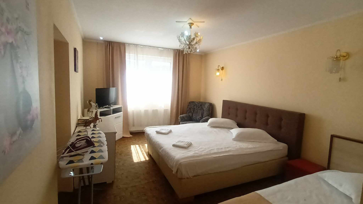 Apartament 4 camere cu posibilitate de separare in 2 apartamente, zona Turnisor