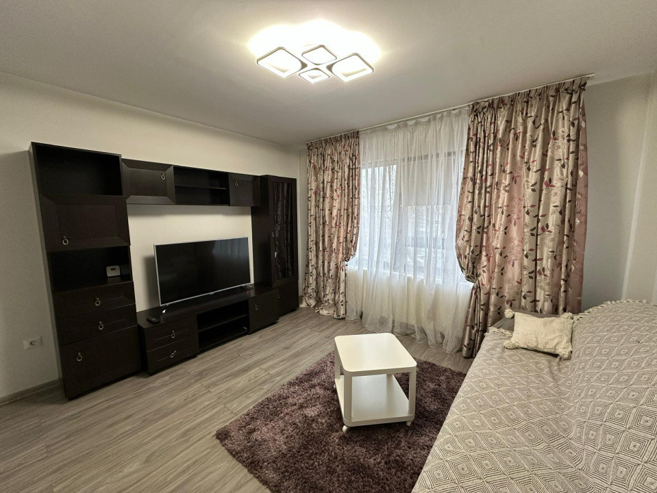 Apartament doua camere, 45mp, cartier 1 Mai, zona Liceul Marin Sorescu
