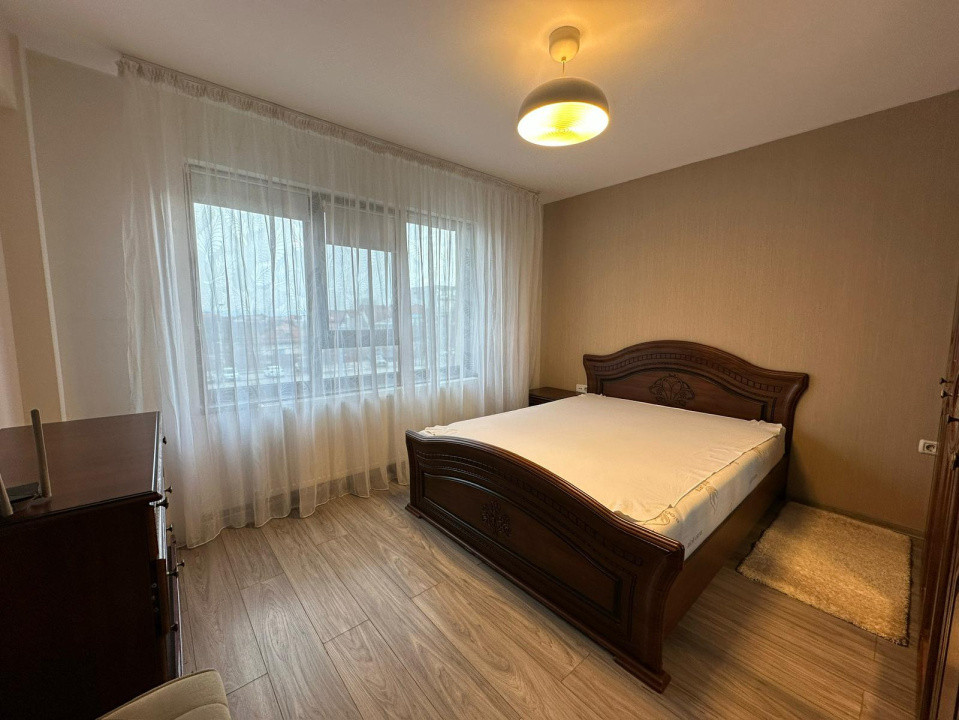 Apartament doua camere, 45mp, cartier 1 Mai, zona Liceul Marin Sorescu