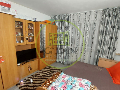 Camera de camin, 20mp, etajul 3, cartier Sarari, zona Liceul Henri Coanda