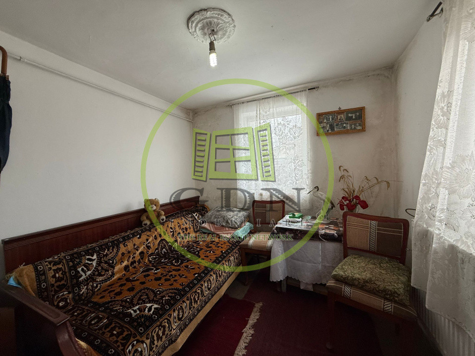 Casa parter, 700 MP teren, 50 MP utili, Craiova, cartier Bariera Valcii