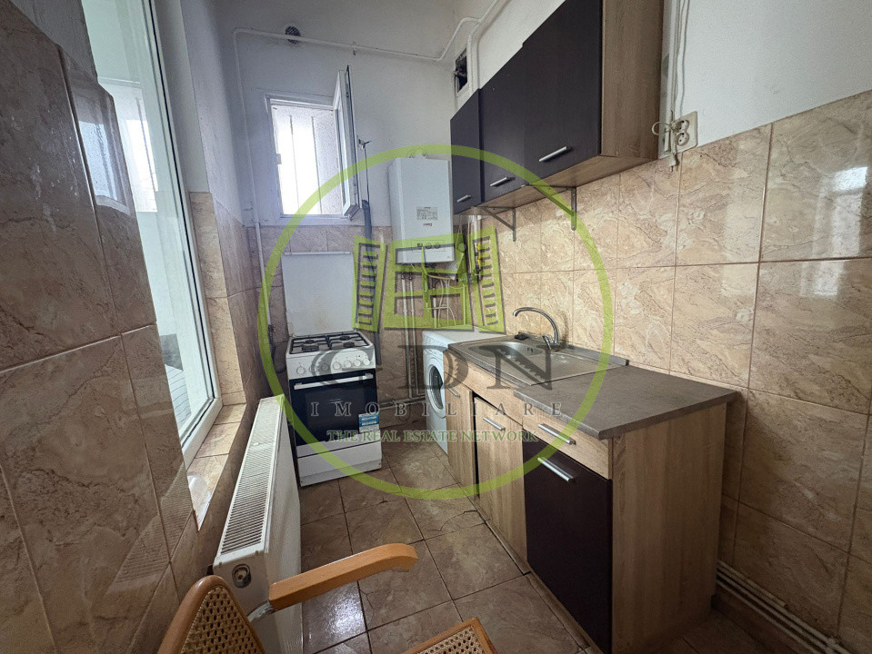 Garsoniera, 40 mp, Cartier Brazda lui Novac, Zona Paltinis