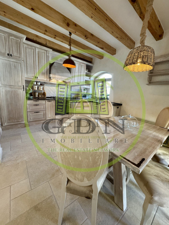 Inchiriere vilă de lux PREMIUM Brașov Tractorul Coresi