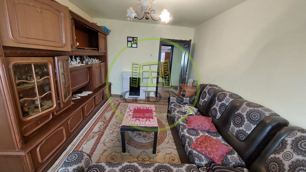 Apartament 2 camere decomandat, 56 mp, Craiovita zona Niela