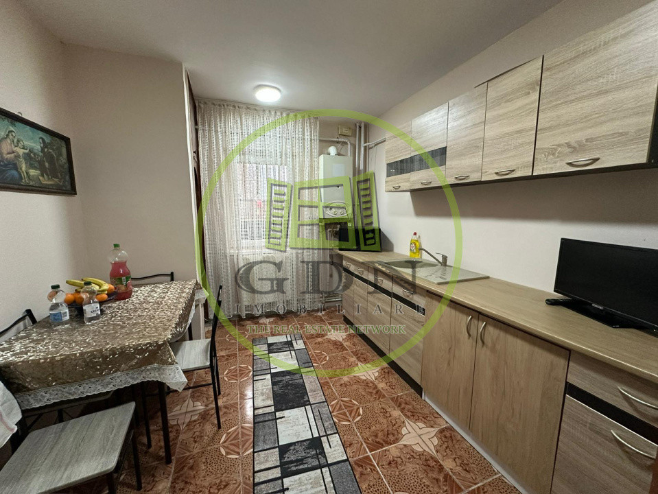 Apartament 3 camere, 70 mp, cartier 1 Mai, zona Restaurant Dunarea