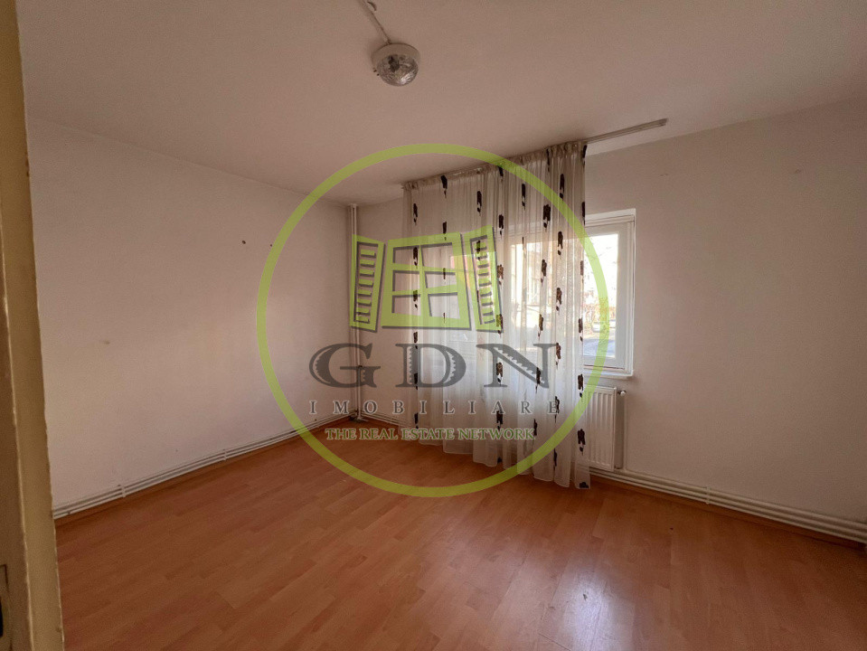 Apartament 2 camere, semidecomandat, 52,5 mp, cartier Rovine, zona Iruc