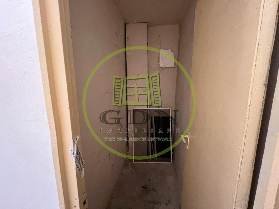 Apartament 2 camere, semidecomandat, 52,5 mp, cartier Rovine, zona Iruc