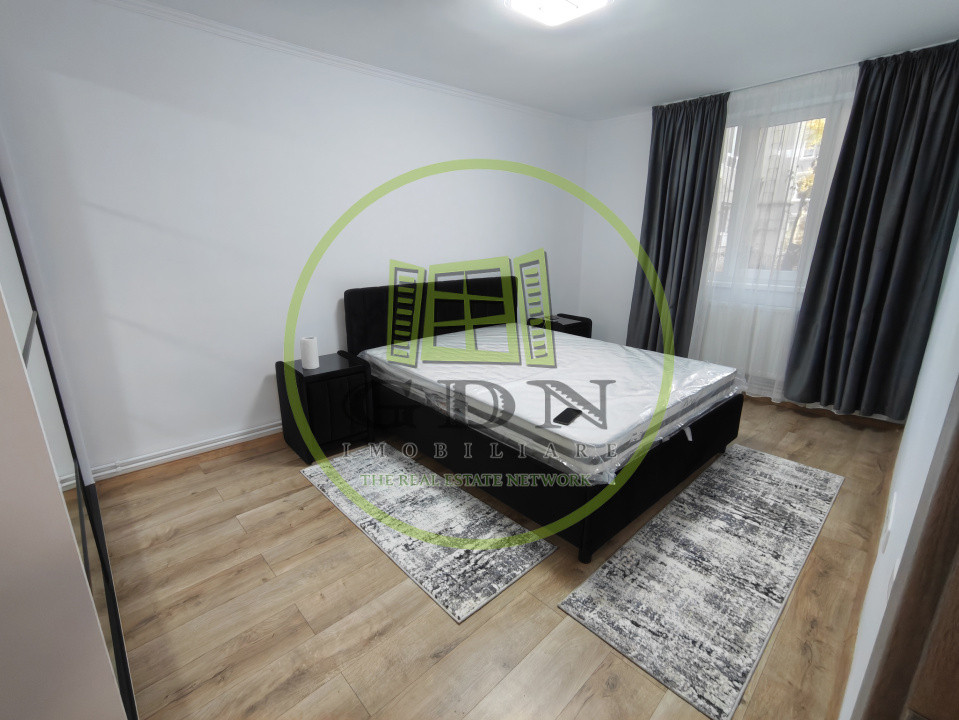 Apartament renovat tot zona centrala 