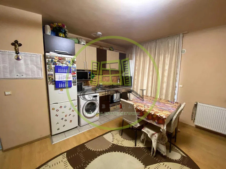 Apartament 3 camere 49mp spre vânzare - Terezian