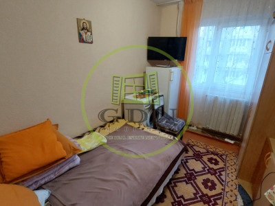 Camera de camin, etajul 2, Craiovita zona Racheta