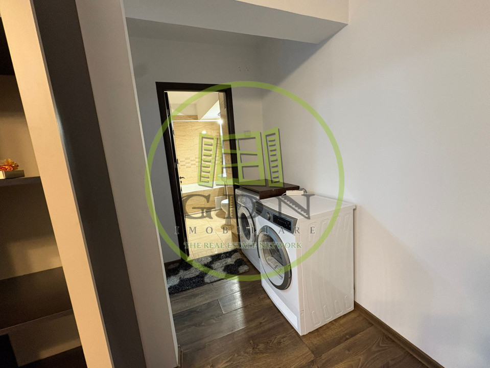 Apartament, 2 camere, semidecomandat, 45 mp, Ultracentral, Zona English Parc