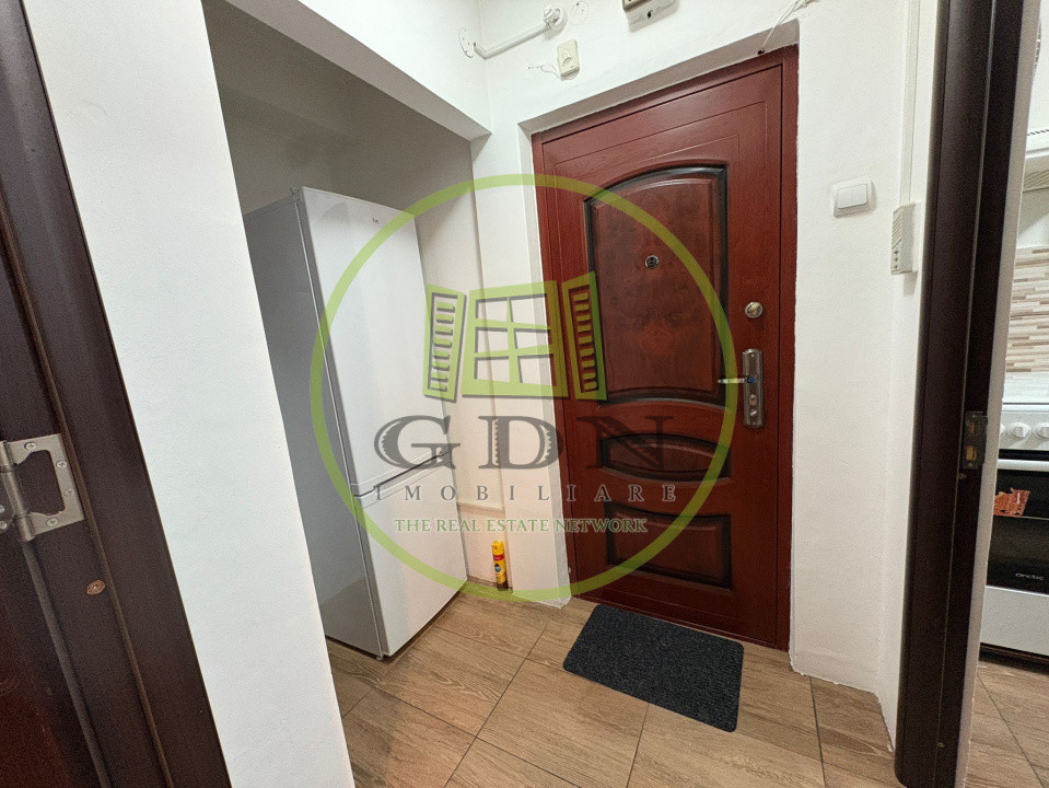 Apartament, 2 camere, semidecomandat, 45 mp, Ultracentral, Zona English Parc