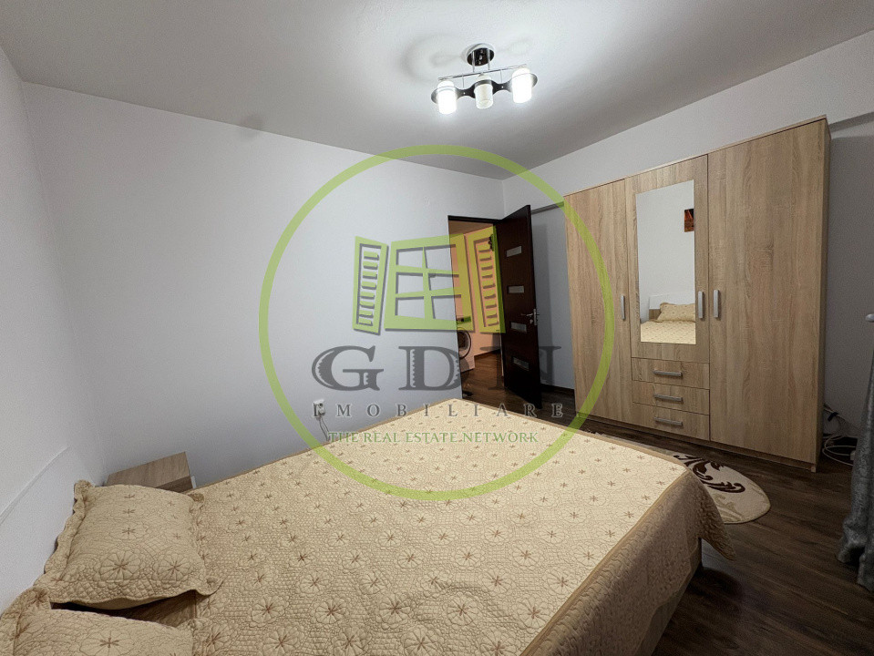 Apartament, 2 camere, semidecomandat, 45 mp, Ultracentral, Zona English Parc