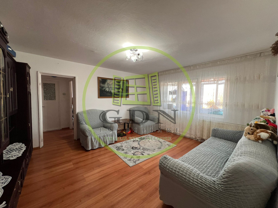 Apartament 3 camere, 64 mp, Craiovita Noua 