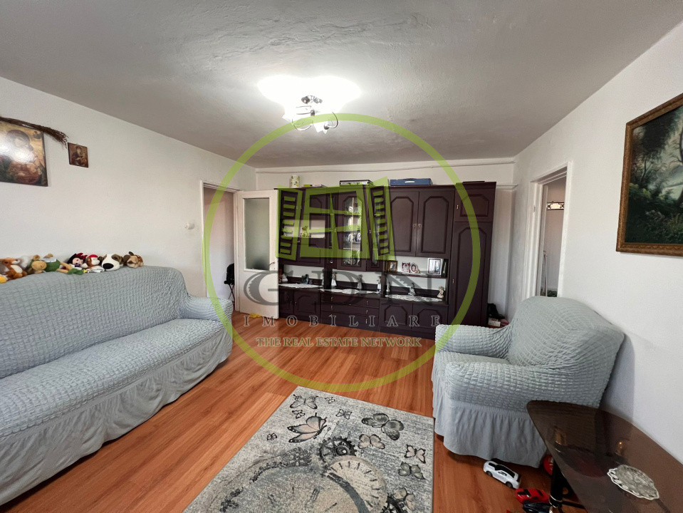 Apartament 3 camere, 64 mp, Craiovita Noua 