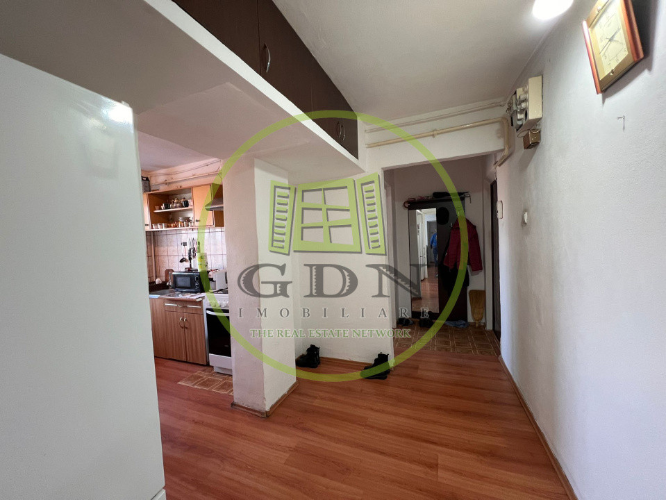 Apartament 3 camere, 64 mp, Craiovita Noua 