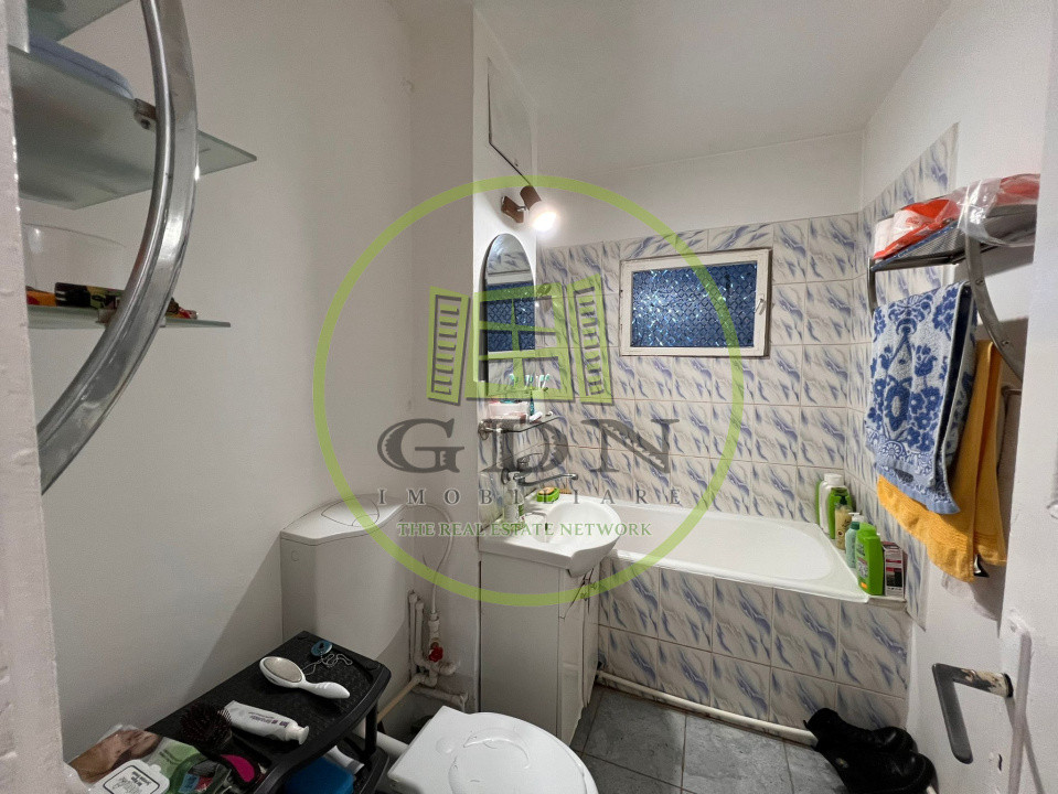 Apartament 3 camere, 64 mp, Craiovita Noua 