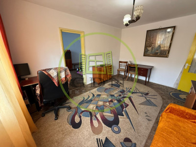 Apartamemt 2 camere, semidecomandat, 42mp, etajul 1, Craiovita, zona Racheta