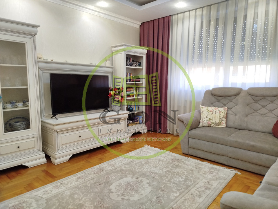 Casă individuală de vânzare zona Ioșia