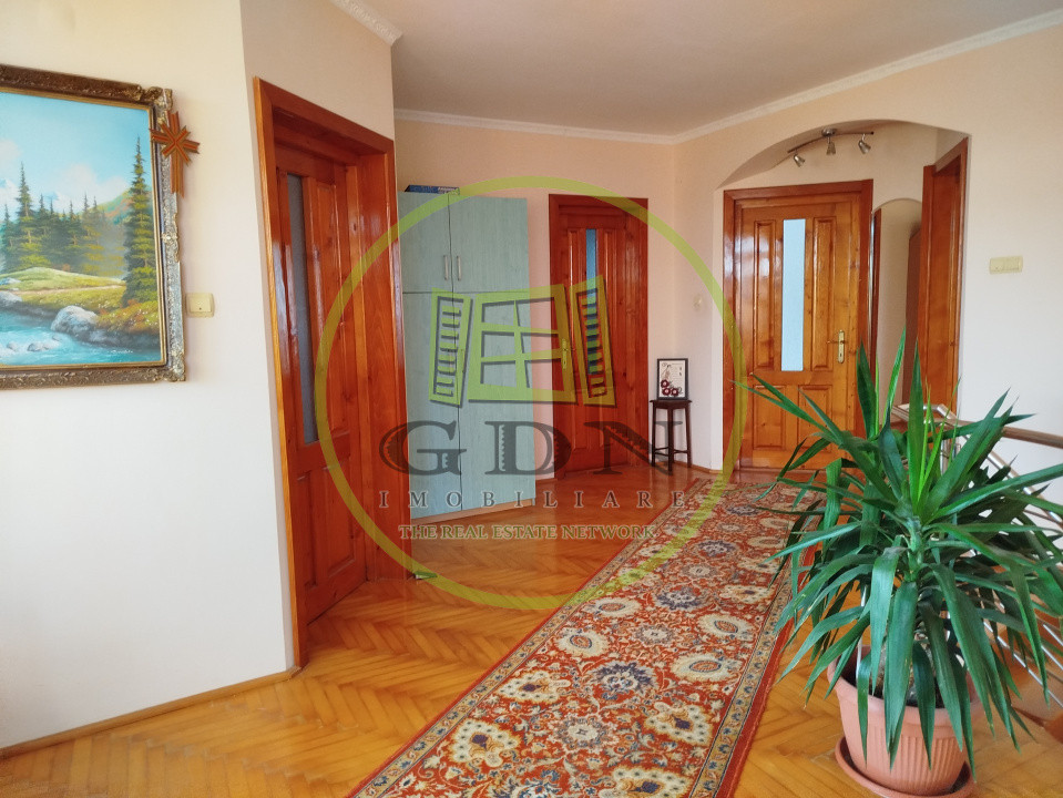 Casă individuală de vânzare zona Ioșia