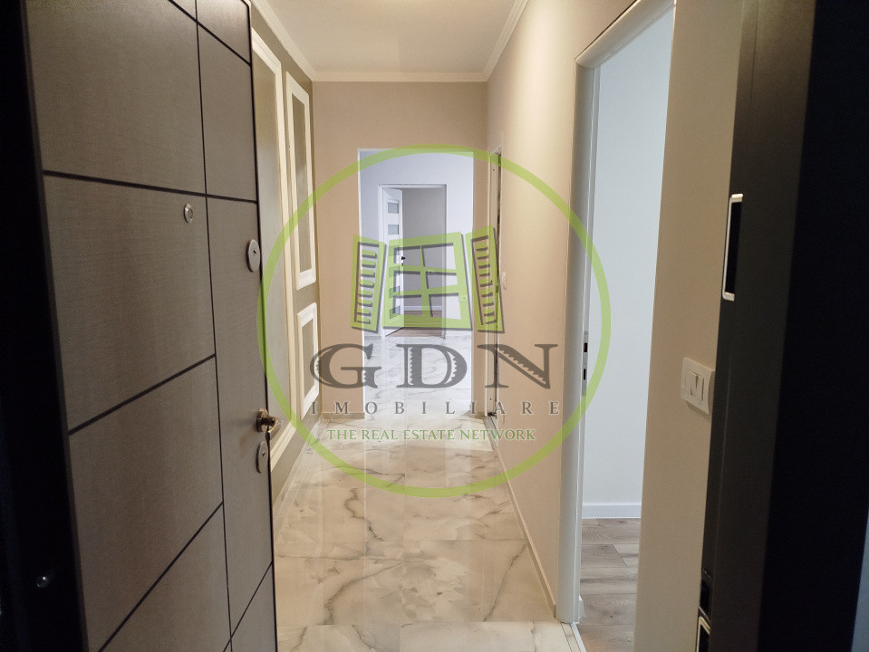 Apartament 2 camere decomandat, zona Ioșia