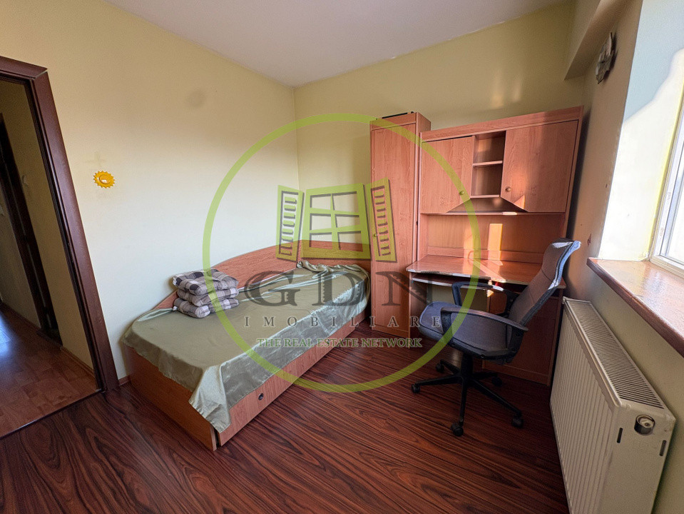 Apartament 3 camere, decomandat, 72mp, cartier 1 Mai, zona Scoala 36