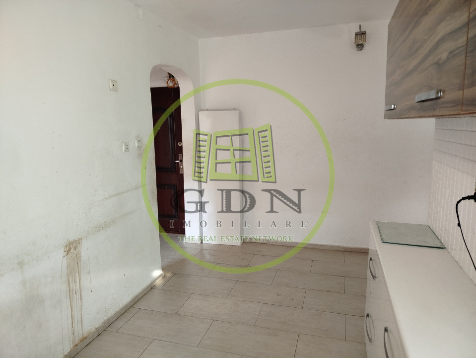 Apartament 3 camere, Velența, zona Războieni