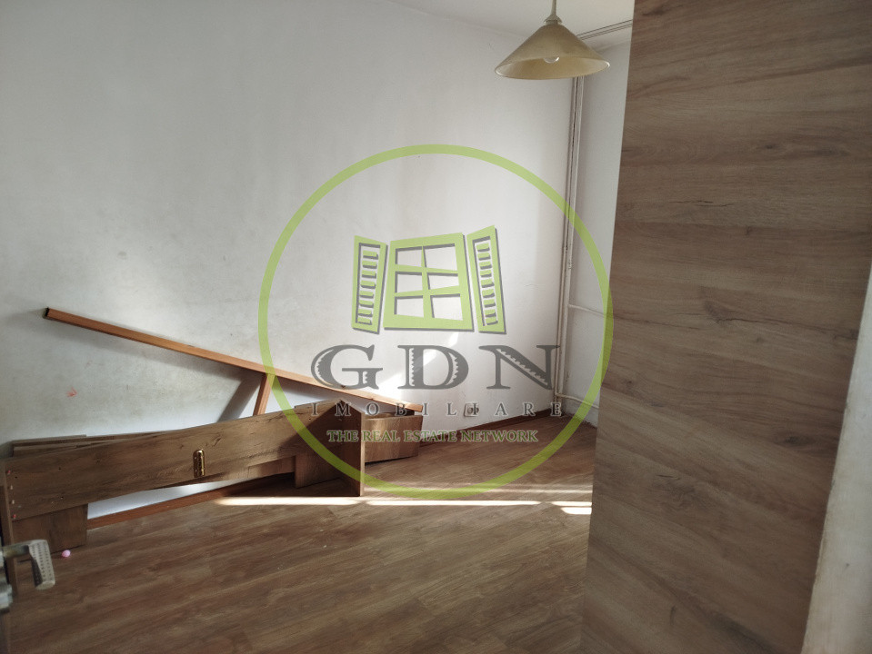 Apartament 3 camere, Velența, zona Războieni