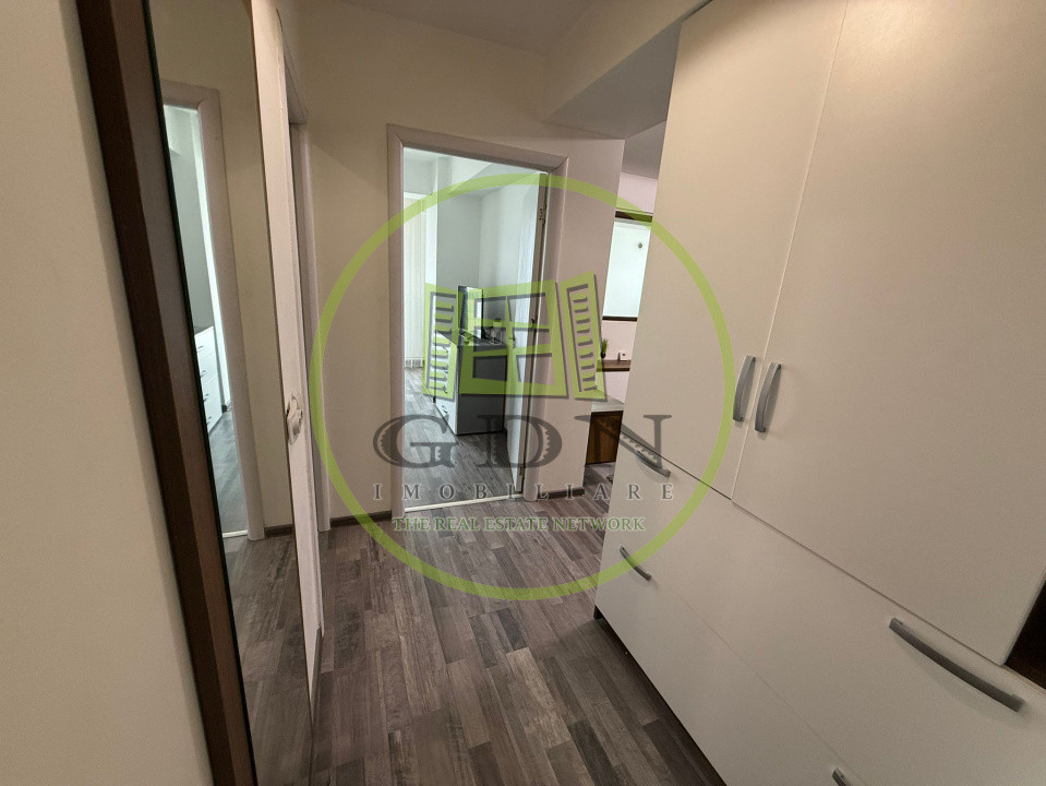 Apartament 2 camere semidecomandat, 43mp, Calea Severinului, zona Mall Promenada