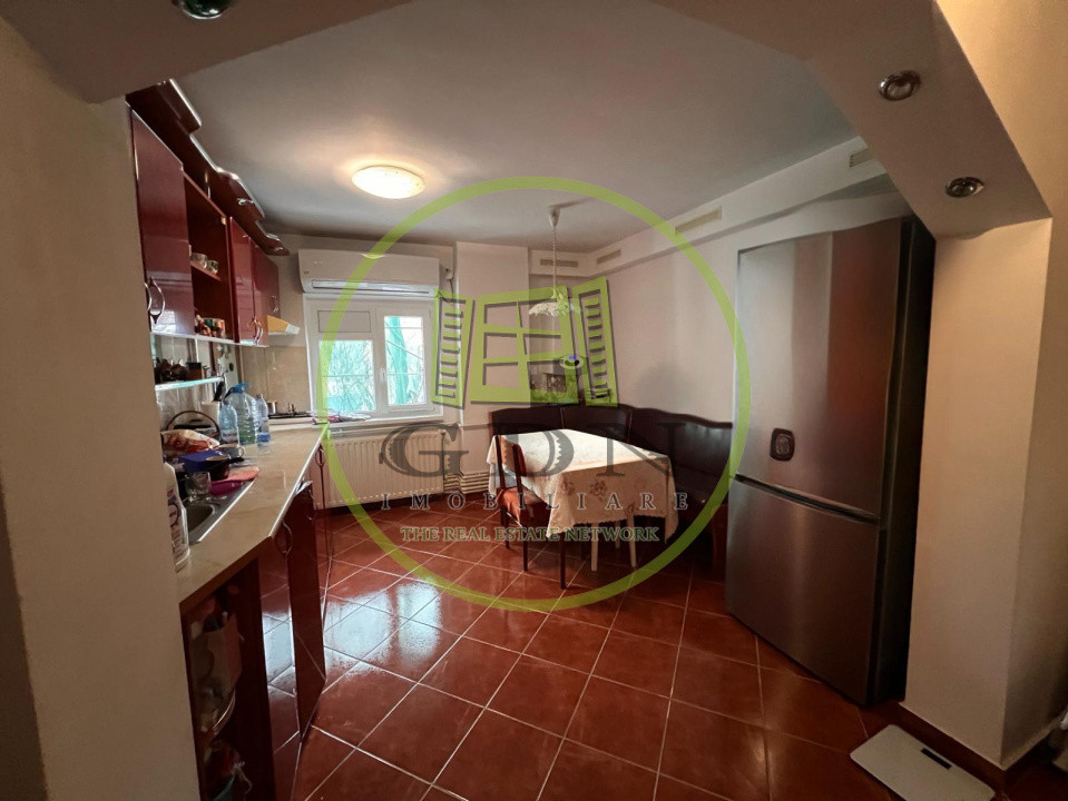 Apartament 3 camere, cartier Brazda lui Novac, zona Guliver