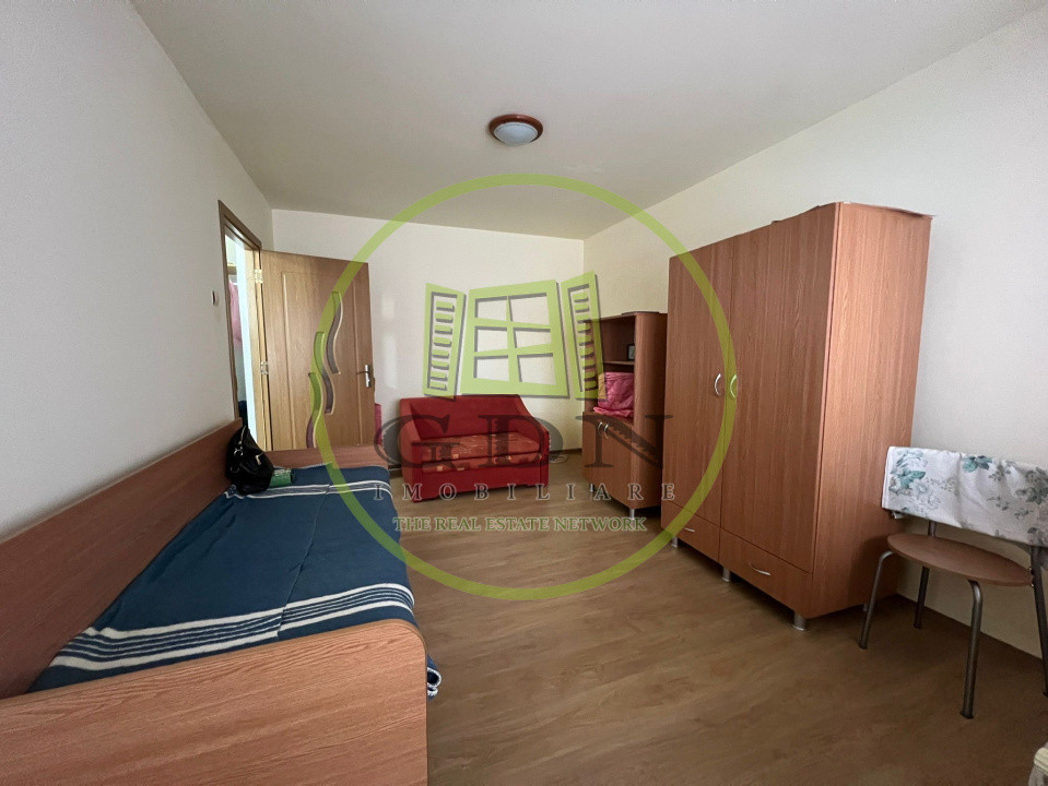 Garsonieră de închiriat, aproape de parcul Sub Arini!