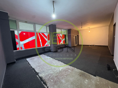 Spatiu comercial, 82 mp, Cartier 1 Mai , Zona Scoala 36